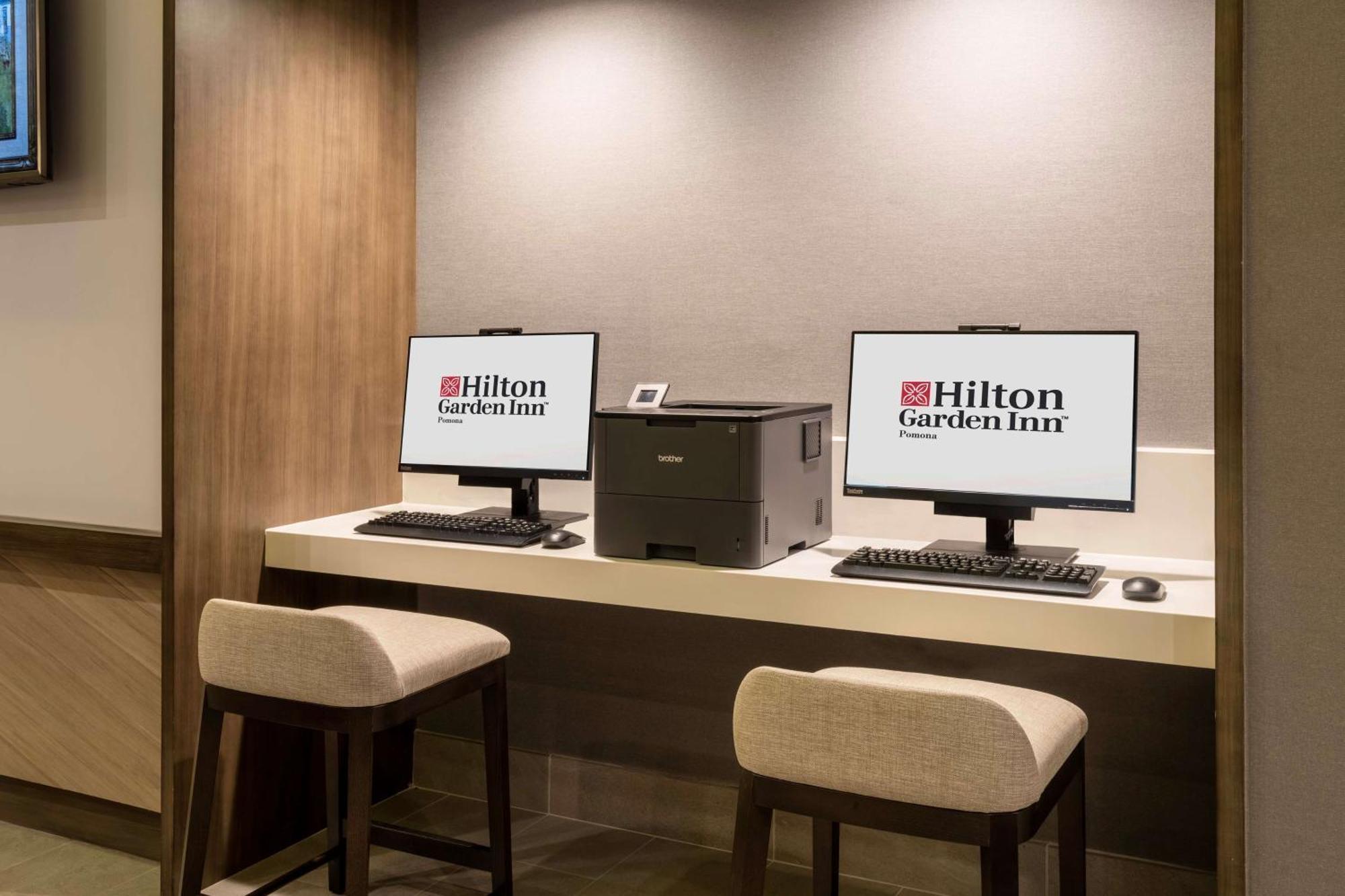 Hilton Garden Inn Pomona, Ca Kültér fotó
