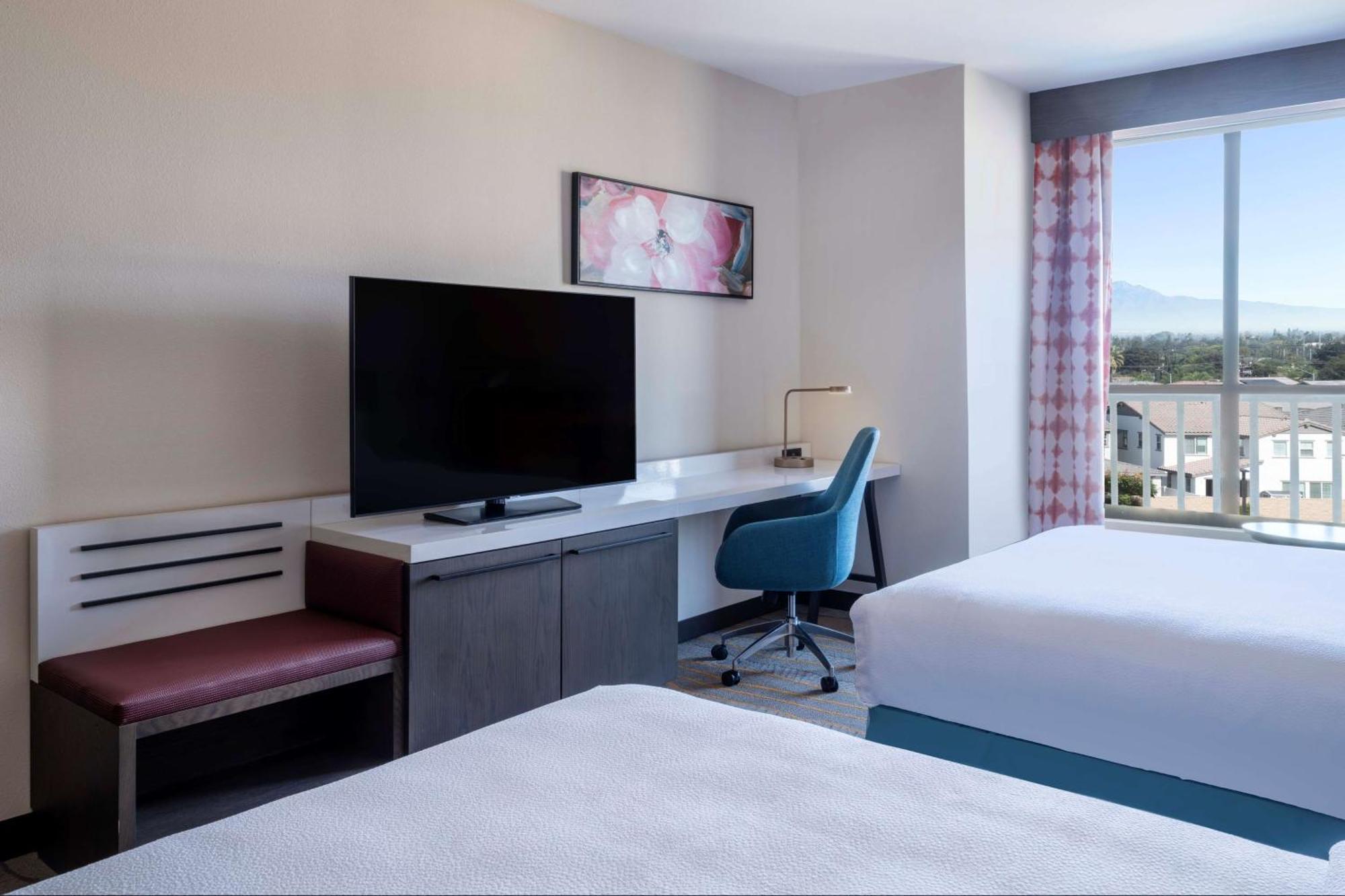 Hilton Garden Inn Pomona, Ca Kültér fotó