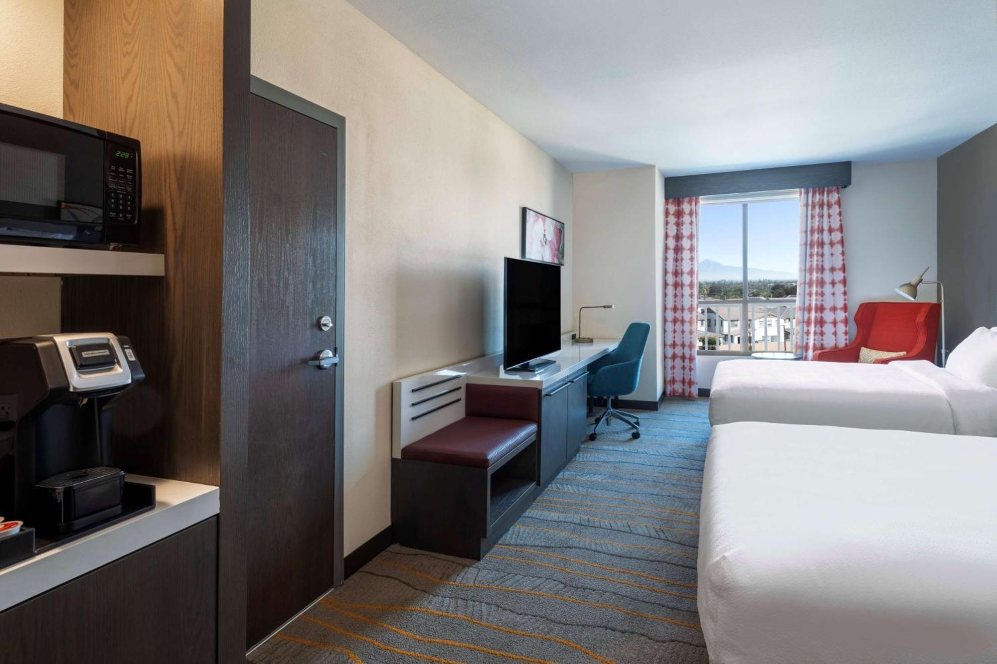 Hilton Garden Inn Pomona, Ca Kültér fotó