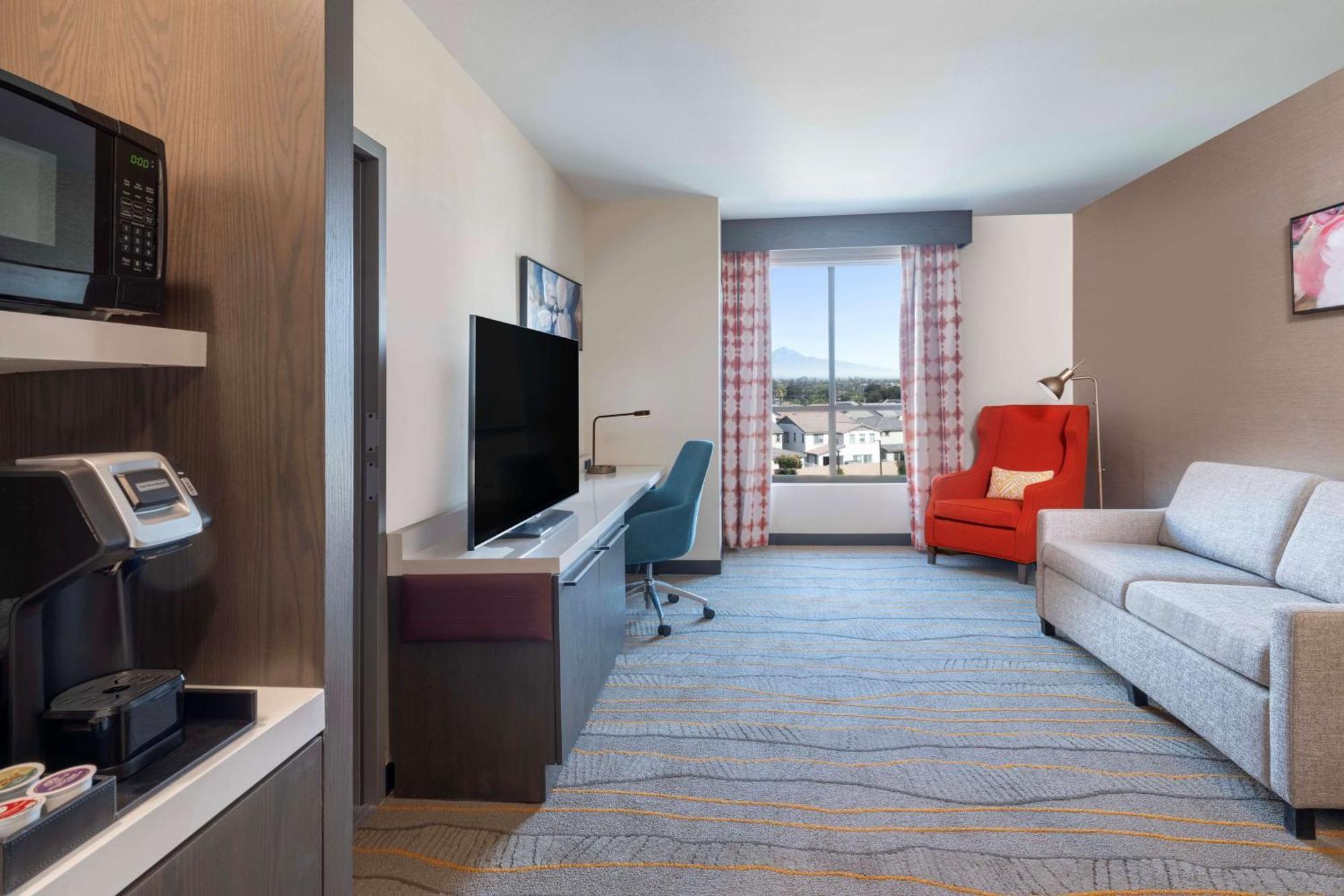 Hilton Garden Inn Pomona, Ca Kültér fotó